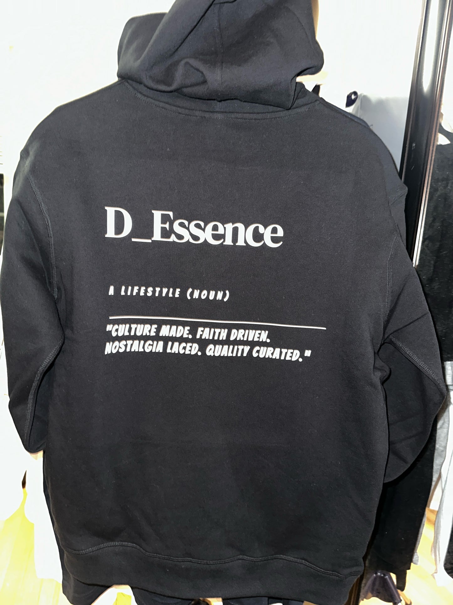 WAVY HOODIE